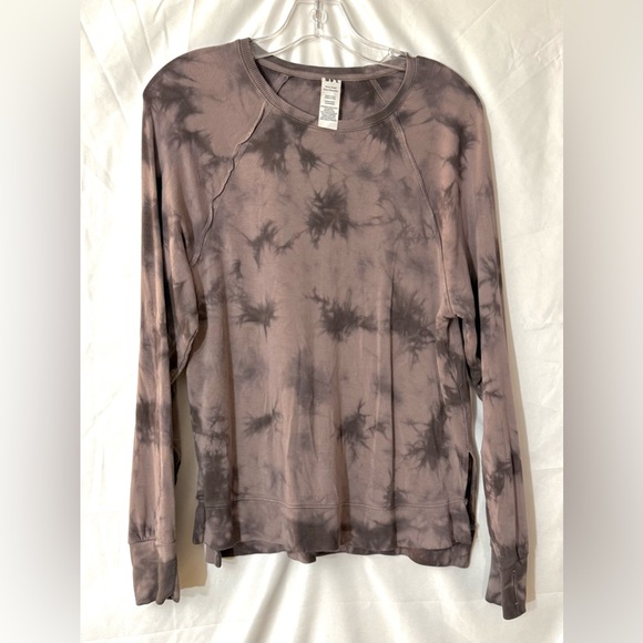 JoyLab Tops - JoyLab Tie Dye Lightweight Sweatshirt With Thumb Holes And Side Slit Size XS